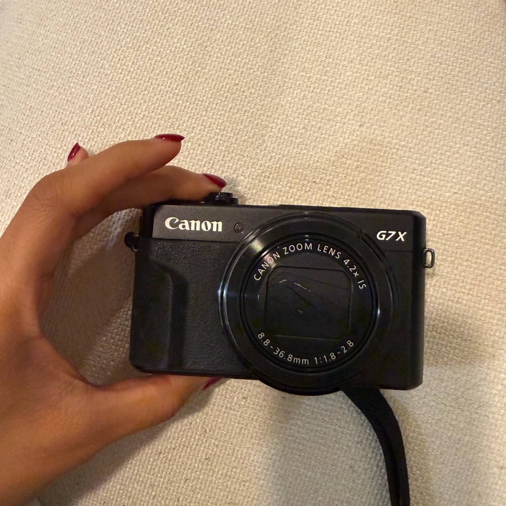 Canon G7 X II Black Camera FIRM ON PRICE